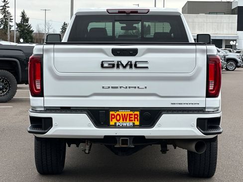 Used 2022 GMC Sierra 3500 Denali image 5