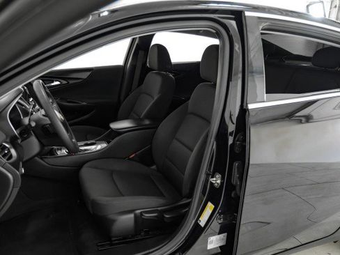 Used 2021 Chevrolet Malibu LS image 22