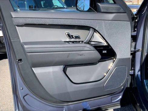 New 2026 Land Rover Range Rover Sport SE image 10