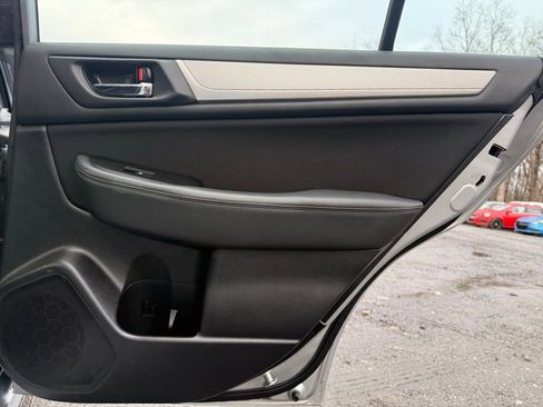 Used 2017 Subaru Legacy 2.5i Premium w/ Moonroof Package image 27