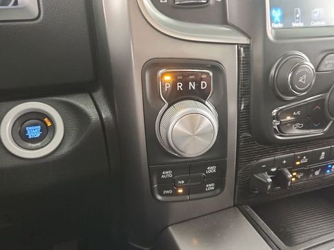 Used 2017 RAM 1500 Limited AWD/4WD image 32