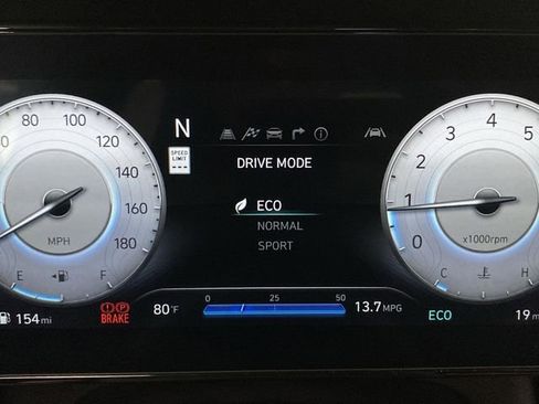 New 2025 Hyundai Elantra N image 23