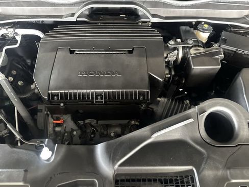Used 2023 Honda Pilot Sport image 12