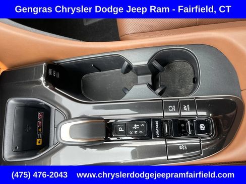 Used 2025 Toyota Crown Signia w/ Advanced Technology Package AWD/4WD image 54
