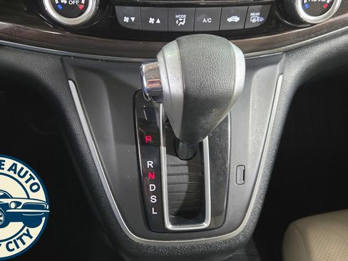 Used 2016 Honda CR-V Touring image 18