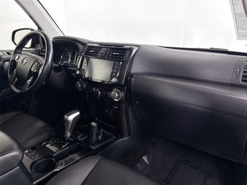 Certified 2024 Toyota 4Runner TRD Off-Road Premium image 43