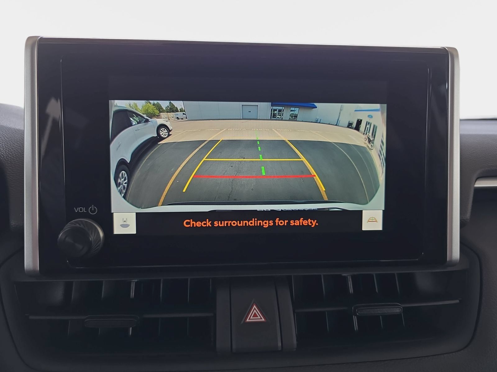 Used 2025 Toyota RAV4 XLE AWD/4WD image 24