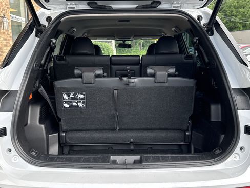 Used 2023 Mitsubishi Outlander SE image 12