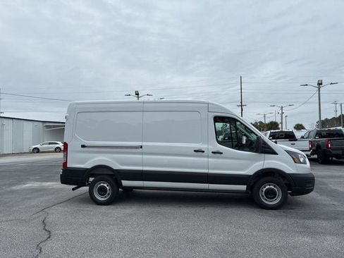 New 2026 Ford Transit 250 148 Medium Roof w/ Load Area Protection Package image 2
