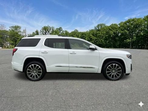 Used 2023 GMC Acadia Denali AWD/4WD image 10
