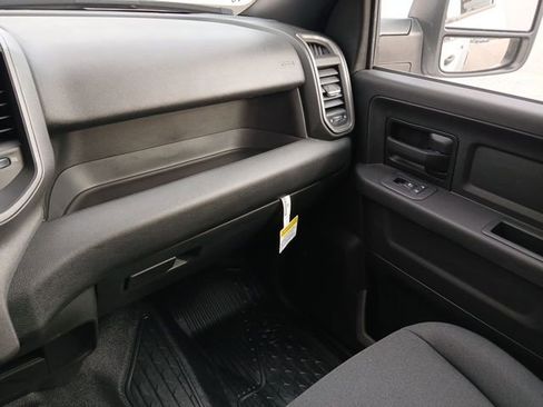 New 2026 RAM 3500 Tradesman w/ Chrome Appearance Group image 29