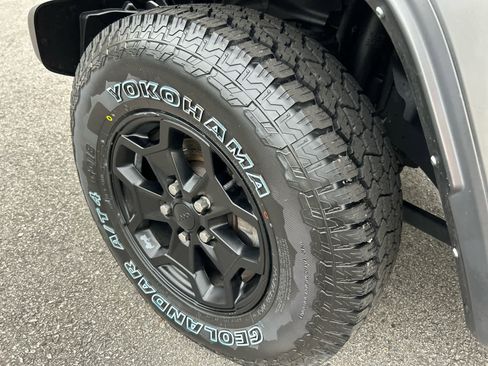 Used 2023 Jeep Wrangler Unlimited w/ Cold Weather Group AWD/4WD image 16