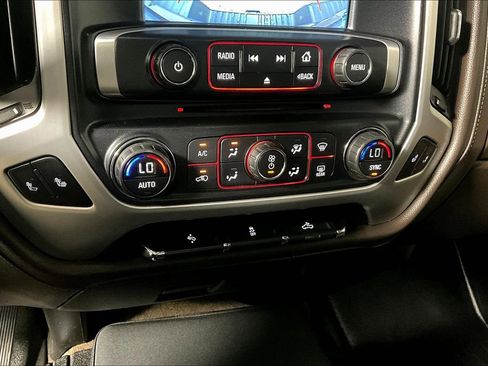 Used 2016 GMC Sierra 1500 SLT w/ SLT Premium Package AWD/4WD image 32