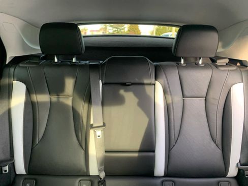 Certified 2025 Buick Envision Sport Touring image 27