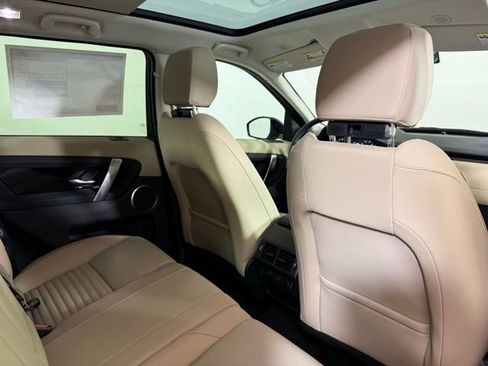 Certified 2025 Land Rover Discovery Sport S image 31
