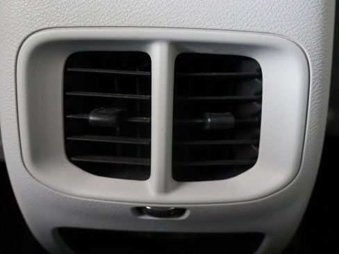 Used 2021 Jeep Cherokee Latitude Lux AWD/4WD image 43