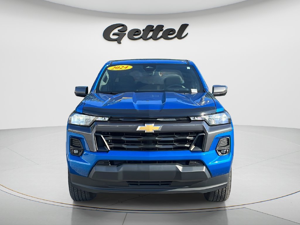 Used 2024 Chevrolet Colorado LT w/ LT Convenience Package RWD image 2