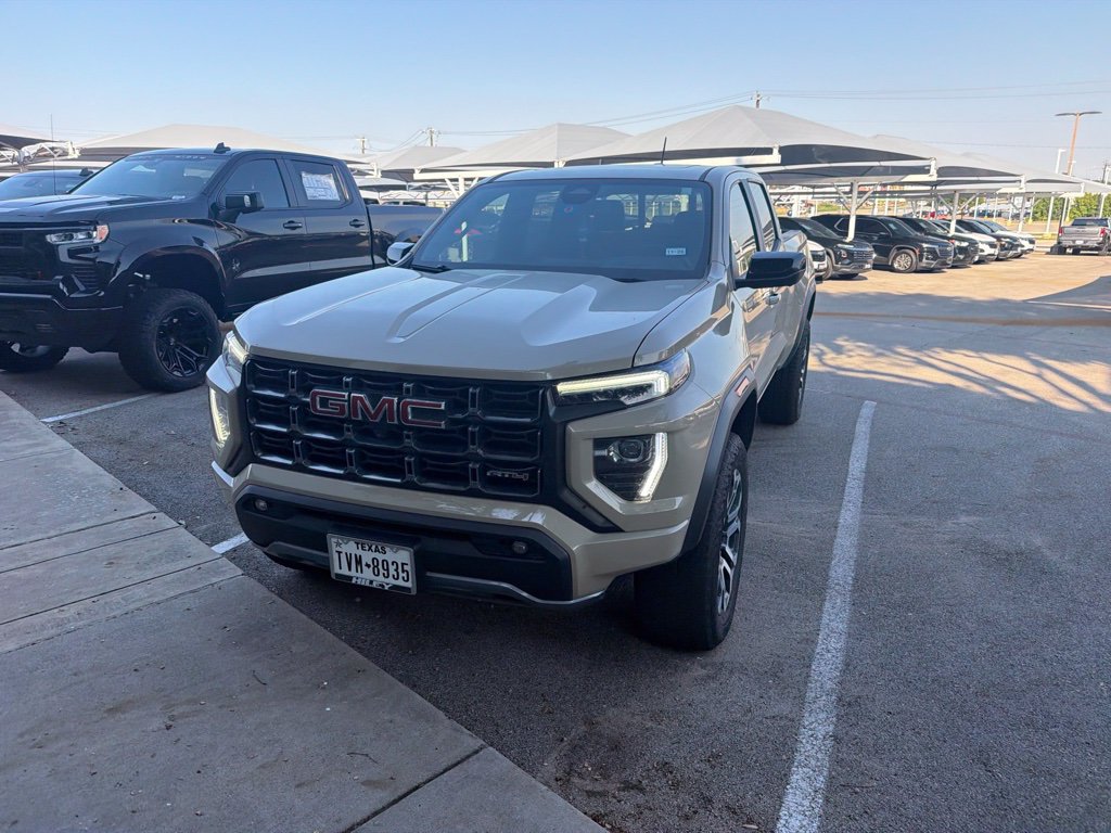 Used 2023 GMC Canyon AT4 w/ AT4 Premium Package AWD/4WD image 2