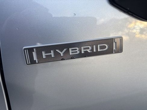 New 2025 Subaru Forester Premium image 5