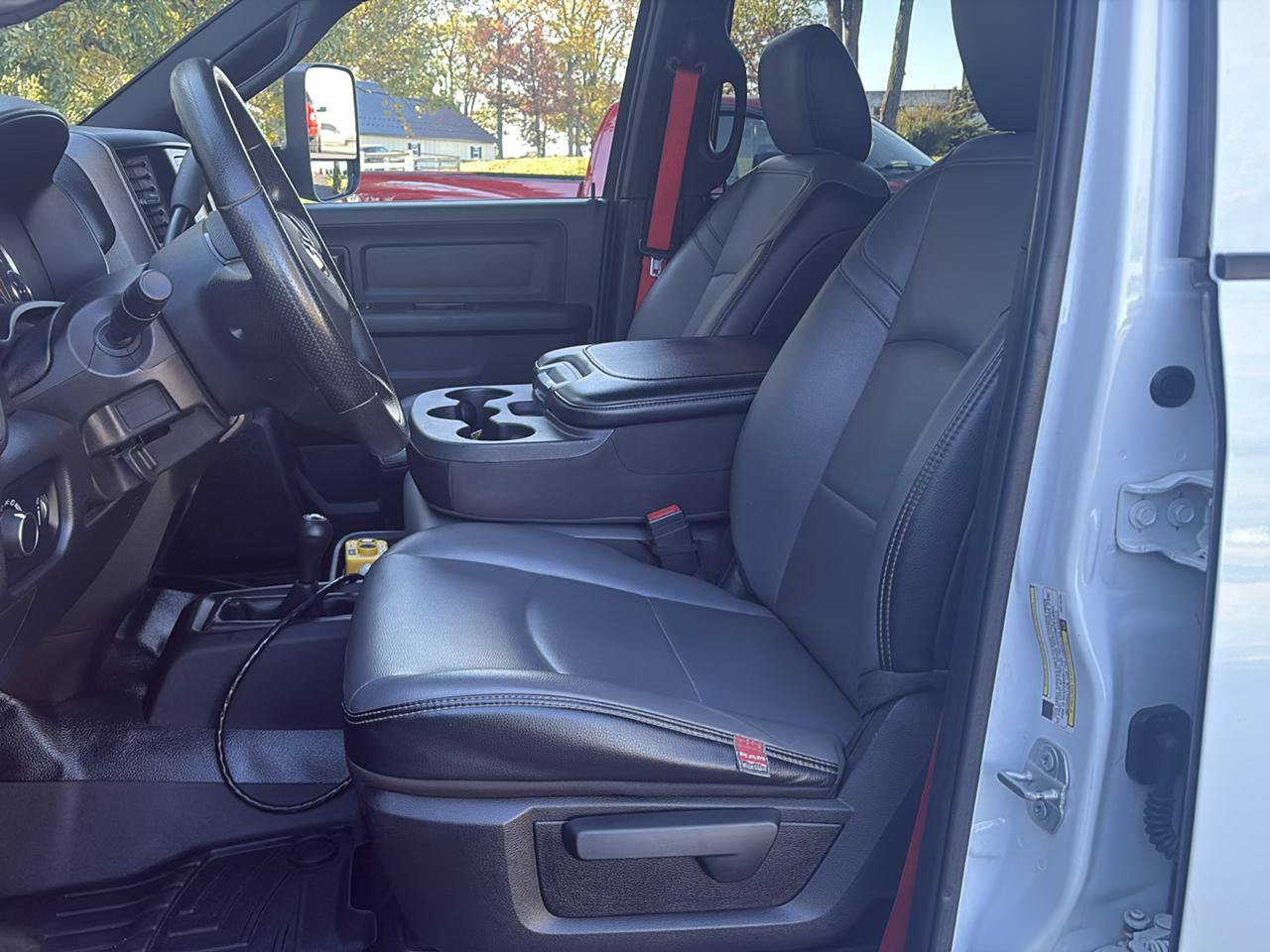 Used 2022 RAM 5500 Tradesman AWD/4WD image 9