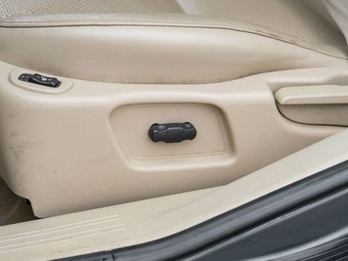 Used 2007 Pontiac G6 GT w/ Premium Package FWD image 35