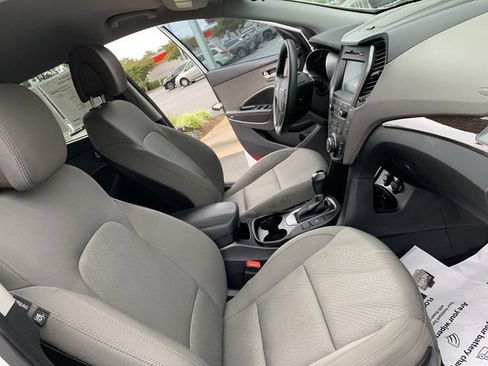 Used 2018 Hyundai Santa Fe Sport w/ 2.4L Value Package 02 FWD image 14