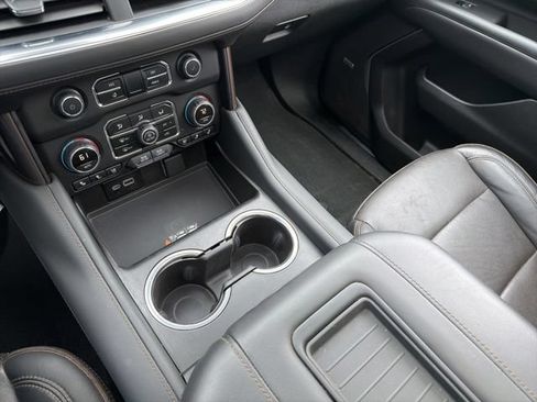 Used 2024 Chevrolet Tahoe High Country w/ Premium Package RWD image 27
