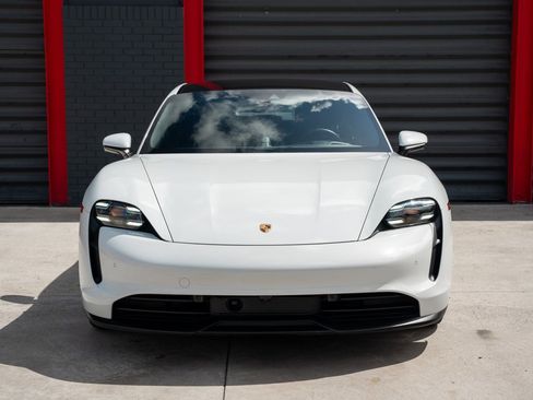 Used 2021 Porsche Taycan 4S AWD/4WD image 2
