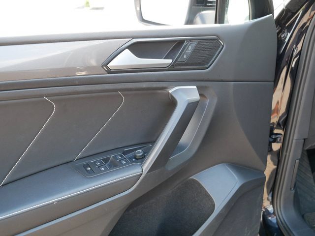 Certified 2023 Volkswagen Tiguan SE AWD/4WD image 16