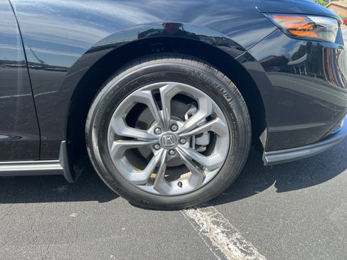 Used 2024 Honda Accord EX image 25