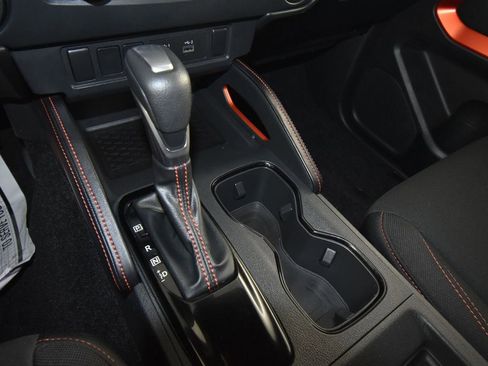 Used 2024 Nissan Frontier PRO-4X w/ Off-Road Protection Package image 20