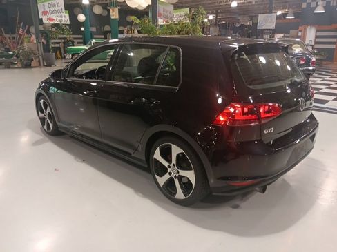 Used 2015 Volkswagen GTI SE FWD image 9