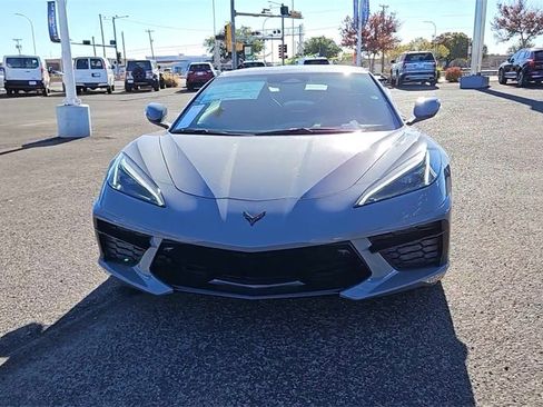 Used 2025 Chevrolet Corvette Stingray Preferred Conv w/ 2LT image 4