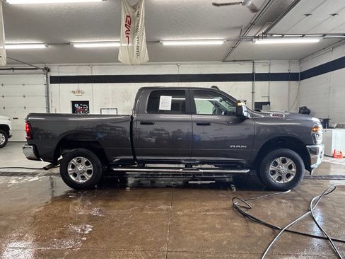 Certified 2025 RAM 2500 Big Horn AWD/4WD image 10