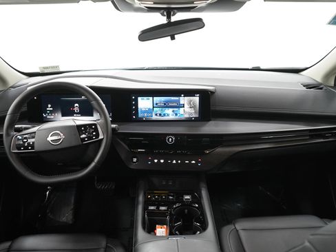 Used 2025 Nissan Murano SV AWD/4WD image 16