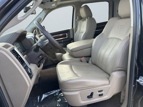 Used 2009 Dodge Ram 1500 Truck Laramie image 9