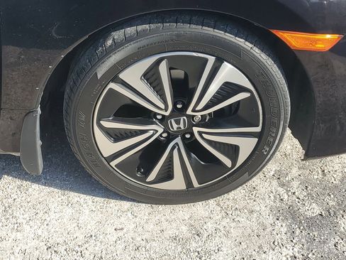 Used 2016 Honda Civic EX-T image 4