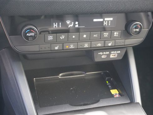 New 2026 Subaru Outback Premium image 14