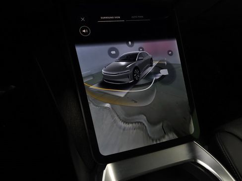 Used 2022 Lucid Air Grand Touring image 32