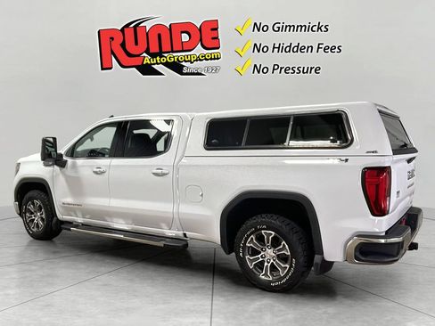 Used 2020 GMC Sierra 1500 SLE w/ Preferred Package AWD/4WD image 4
