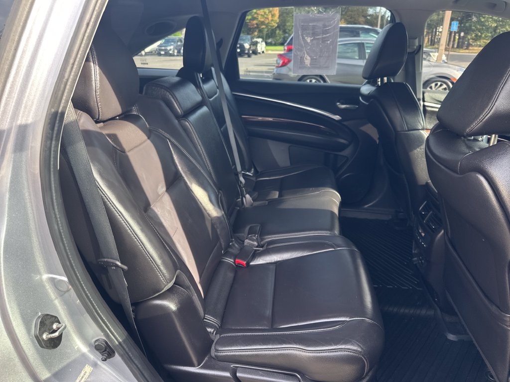 Used 2017 Acura MDX w/ Technology Package AWD/4WD image 26