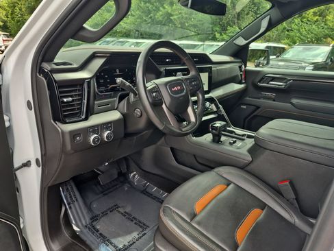 Certified 2025 GMC Sierra 1500 AT4 AWD/4WD image 11