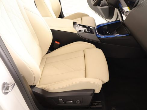 New 2026 BMW X3 xDrive30 w/ Premium Package image 13