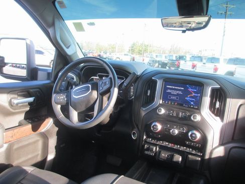 Used 2023 GMC Sierra 2500 Denali w/ Denali Ultimate Package image 29