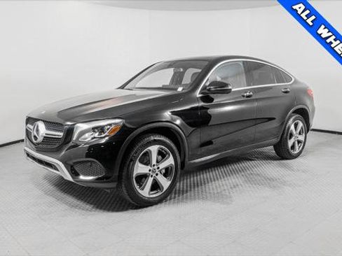 Used 2018 Mercedes-Benz GLC 300 4MATIC Coupe image 2