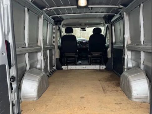 Used 2021 RAM ProMaster 2500 w/ Convenience Group image 35