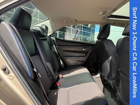 Used 2019 Toyota Corolla SE w/ SE Premium Package FWD image 12