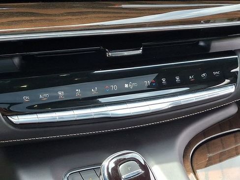 Certified 2023 Cadillac Escalade Sport Platinum w/ LPO, ONYX Package AWD/4WD image 16