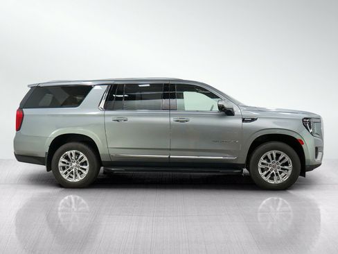 Used 2024 GMC Yukon XL SLT w/ SLT Premium Package AWD/4WD image 6