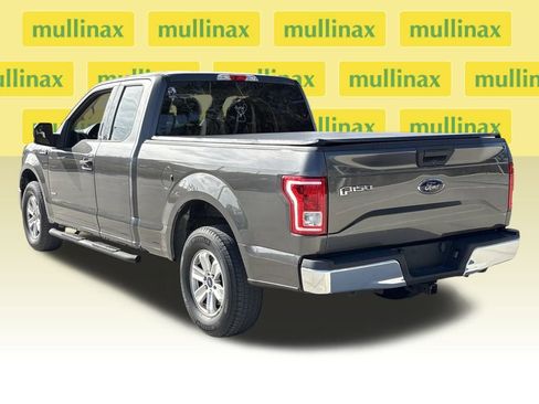 Used 2017 Ford F150 XLT w/ Equipment Group 301A Mid image 9